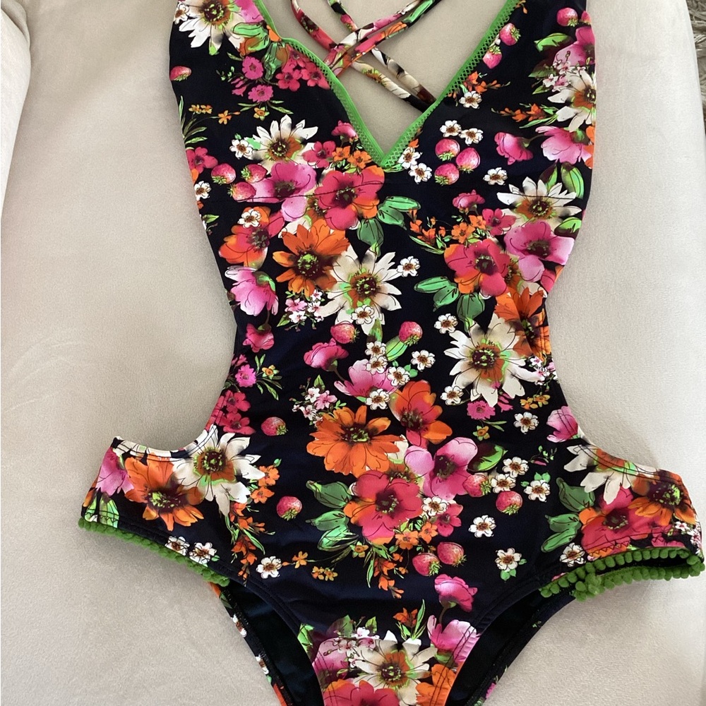 SABZ Monokini New without tags XL but more like a M